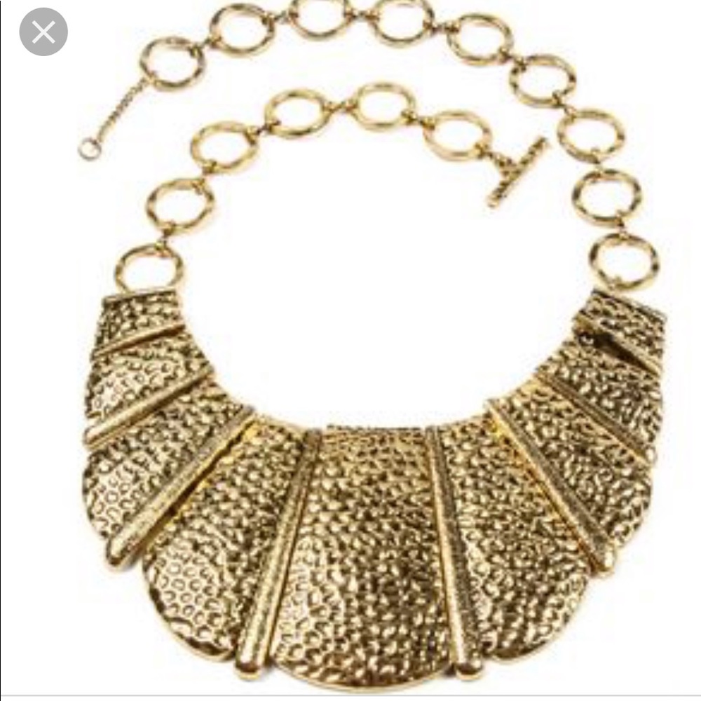Amrita Singh Statement necklace